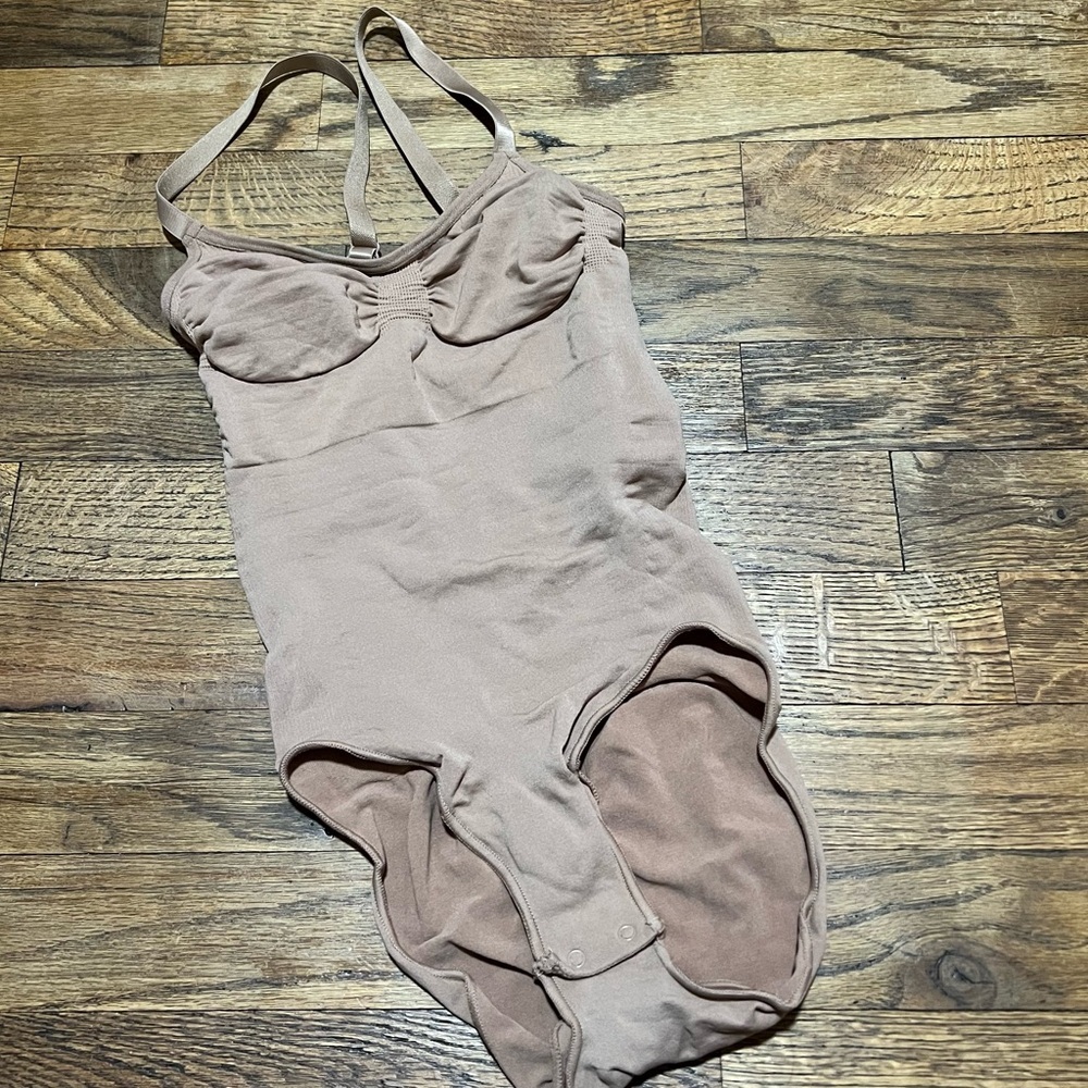 Skims Seamless Sculpting Bodysuit XXS/XS